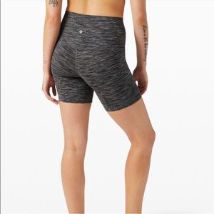 LULULEMON 6” align shorts